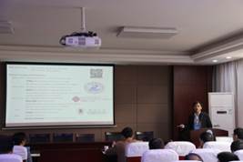 说明: E:\2019\2019地大青年学者论坛\禁漫天堂下载
活动照片\IMG_4897.JPG